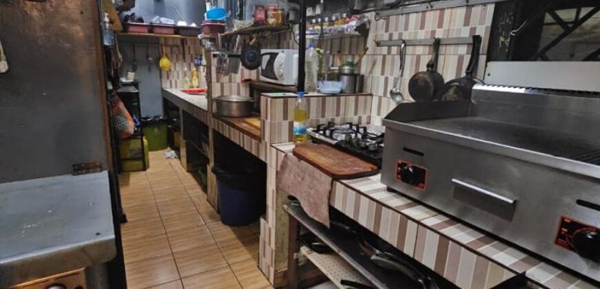 A vendre fonds de commerce restaurant avec terrasse et appartement situé à Antsahavola
