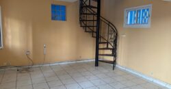 Location d’une villa T6 avec garage située près de l’université à Ankatso