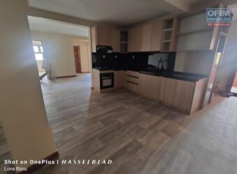 A louer deux grands appartements T3 neufs situés en plein centre ville de Tsaralalana