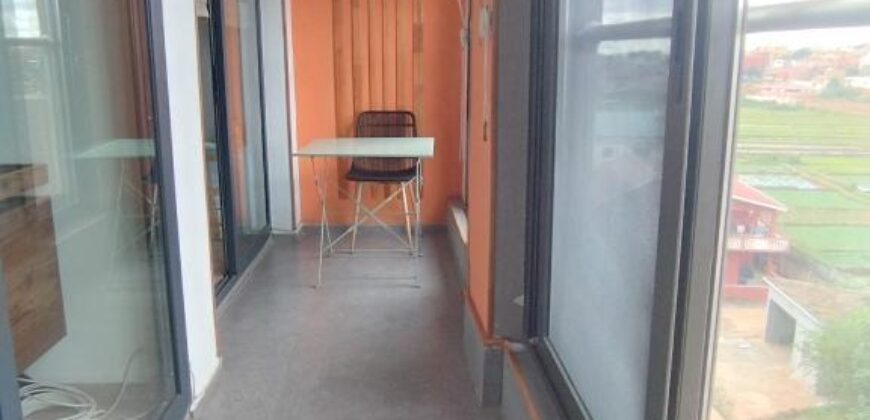 A louer appartement T3 meublé situé dans une résidence sécurisée à Androhibe