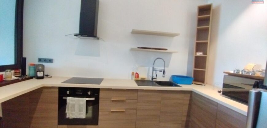 A louer appartement T3 meublé situé dans une résidence sécurisée à Androhibe