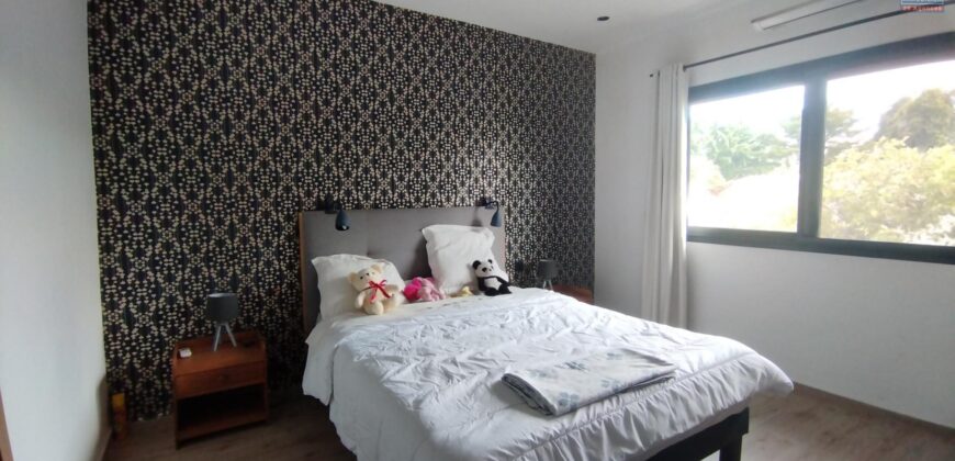 A louer appartement T3 meublé situé dans une résidence sécurisée à Androhibe