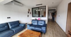 En location un charmant appartement appartement meublé de type F3 situé au sein d’une résidence sécurisée à Androhibe