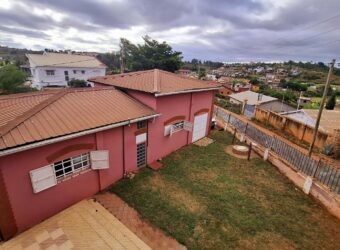 A louer une villa basse de type F4 située dans un quartier calme et résidentiel à Alasora
