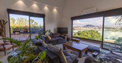 A vendre un magnifique appartement T4 en duplex meublé de 300 m2 situé à Ivandry