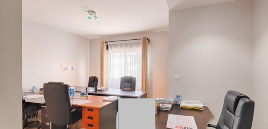 Location d’un appartement T4 situé dans un quartier sécurisé à Cité Planton