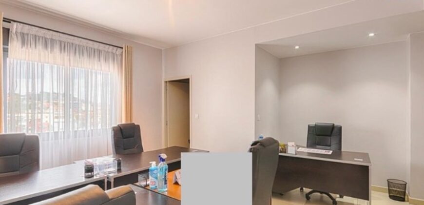 Location d’un appartement T4 situé dans un quartier sécurisé à Cité Planton