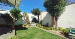 A louer une grande villa T6 située dans le quartier résidentiel d’Ambatobe proche du lycée français