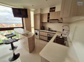 A louer un charmant appartement T2 meublé situé en plein centre-ville de Faravohitra