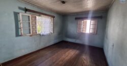 À vendre maison F4 à étage de 40 m² idéale pour projet pro ou commerce située en bord de route à Betongolo