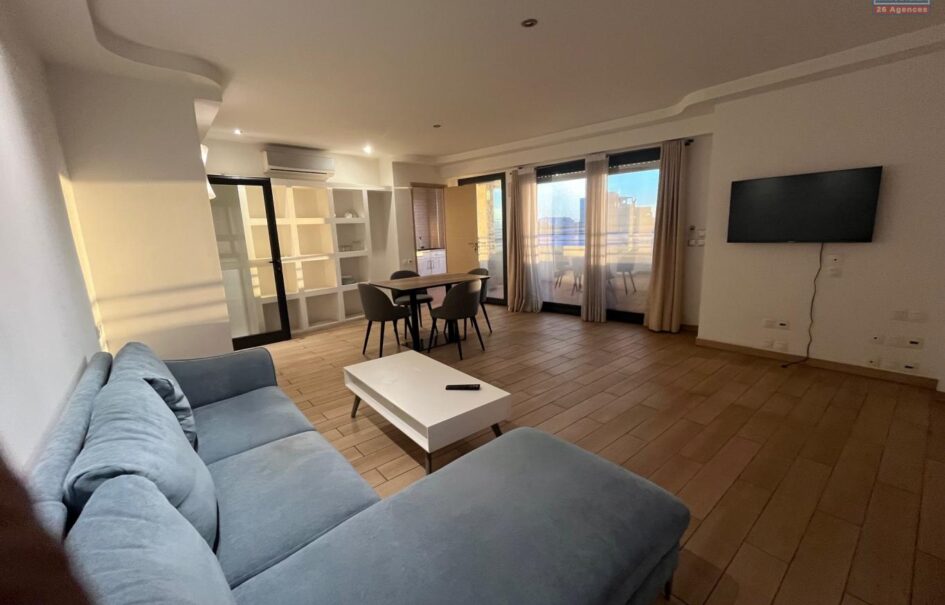A louer un bel appartement T3 meublé et sécurisé situé à Ankadifotsy