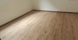 A louer un appartement T3 de 126 m2 situé en plein centre-ville à Ambohijatovo Ambony