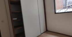 A louer un appartement T3 de 126 m2 situé en plein centre-ville à Ambohijatovo Ambony