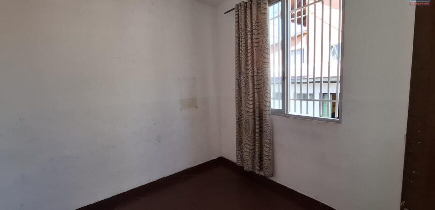 A louer un local professionnel de 49 m2 situé dans le quartier résidentiel de Farango à Analamahitsy