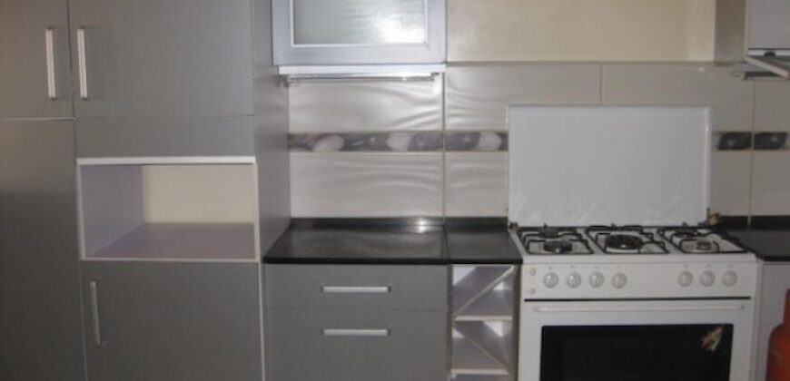 A louer un appartement T4 situé dans une résidence calme et sécurisée à Mandrosoa Ivato