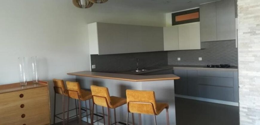 A louer spacieux appartements T5 situés dans une résidence calme et sécurisée à Ambatobe