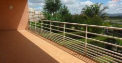 A louer un appartement T4 meublé et équipé situé dans une résidence de standing à Ivandry