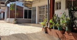 En location un local commercial de 150 m2 situé entre Andranobevava et Analamahitsy
