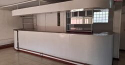 En location un local commercial de 150 m2 situé entre Andranobevava et Analamahitsy