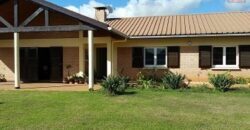 A louer une villa basse semi-meublée de type F4 située dans une résidence sécurisée à Tanjombato