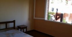 A louer une villa basse semi-meublée de type F4 située dans une résidence sécurisée à Tanjombato