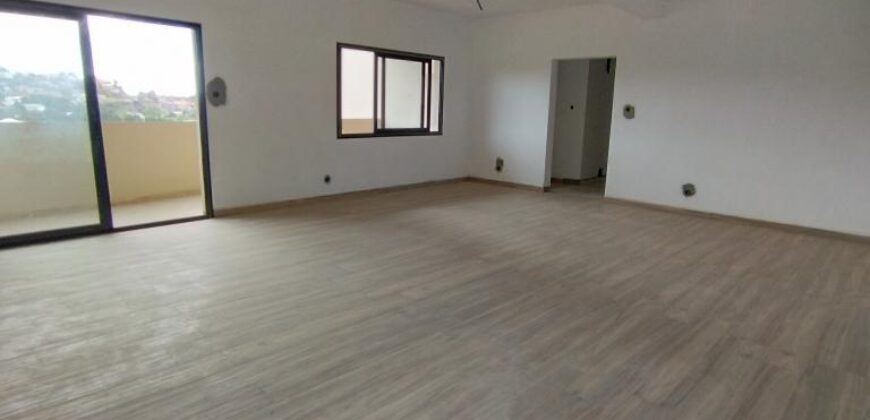 A vendre appartements T4 de 111 m2 situés à deux pas du lycée Français et de toutes commodités à Ambatobe