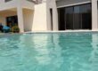 En location une superbe villa T5 avec piscine située dans un quartier calme et résidentiel à Mandrosoa Ivato