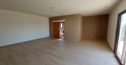 En location une superbe villa T5 avec piscine située dans un quartier calme et résidentiel à Mandrosoa Ivato