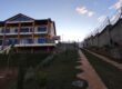 A vendre une spacieuse villa T9 sur un terrain de 1500 m2 située dans un quartier résidentiel calme à Manazary Ilafy