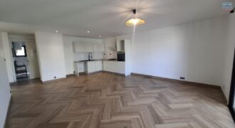 A louer un agréable appartement T4 situé à Androhibe