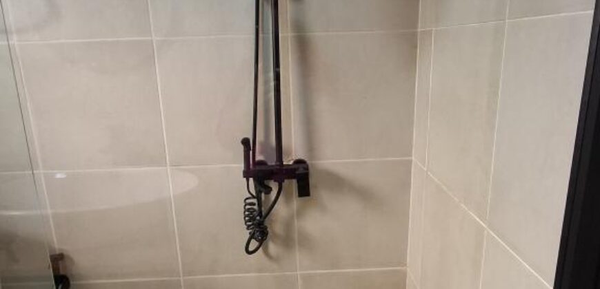 A louer un agréable appartement T4 situé à Androhibe