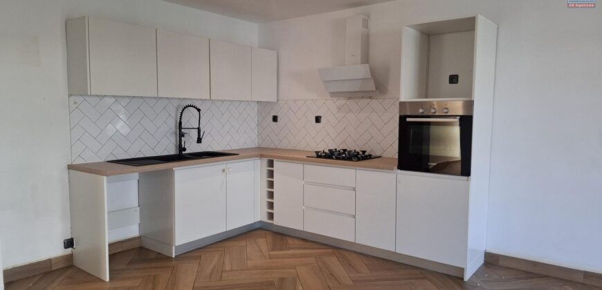 A louer un agréable appartement T4 situé à Androhibe