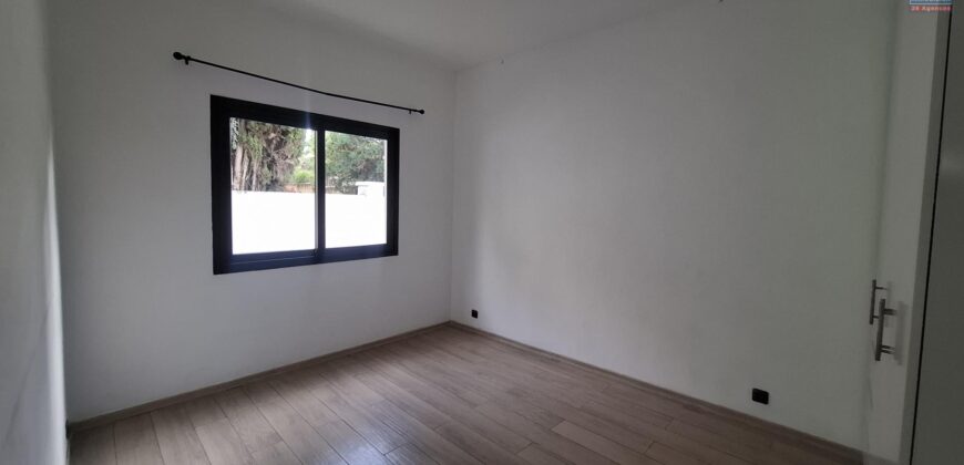 A louer un agréable appartement T4 situé à Androhibe