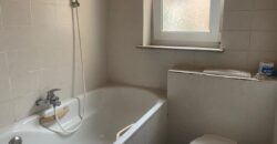A louer un charmant appartement T3 meublé situé à Ambohimiandra