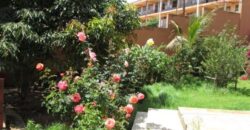A louer un charmant appartement T3 meublé situé à Ambohimiandra