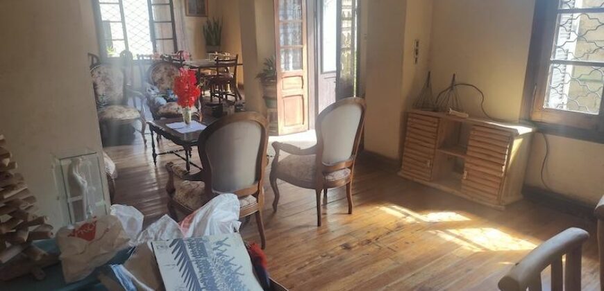 Location d’une villa T4 à usage mixte située dans un quartier très fréquenté à Ankazomanga Antohamadinika