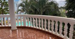 A louer une villa T6 avec piscine située dans un quartier calme à Ambohitrarahaba Androhibe