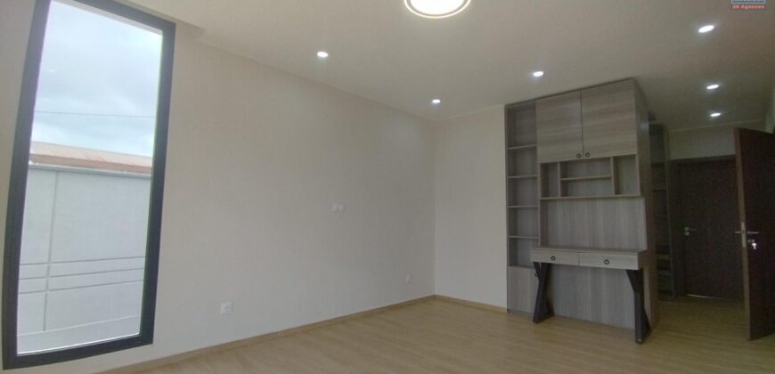 A louer un bel appartement T4 neuf situé dans un immeuble sécurisé à Imerimanjaka