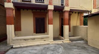 A louer une villa T4 située proche de toutes les commodités à Isoraka