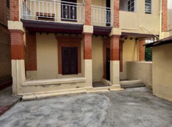 A louer une villa T4 située proche de toutes les commodités à Isoraka