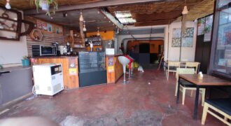 En location un local commercial de 80 m2 situé en bord de route passante en plein centre d’Ivandry