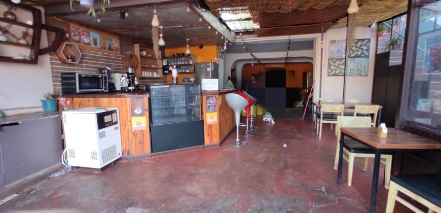 En location un local commercial de 80 m2 situé en bord de route passante en plein centre d’Ivandry