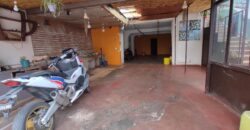 En location un local commercial de 80 m2 situé en bord de route passante en plein centre d’Ivandry