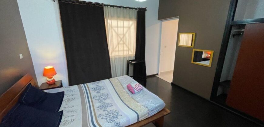 A louer un bel appartement T2 semi-meublé situé dans une résidence sécurisée à Ivandry
