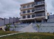 A louer un bel appartement T4 neuf situé dans un immeuble sécurisé à By pass