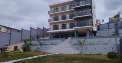 A louer un bel appartement T4 neuf situé dans un immeuble sécurisé à By pass