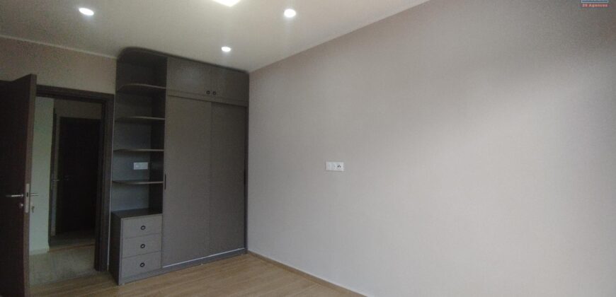 A louer un bel appartement T4 neuf situé dans un immeuble sécurisé à By pass