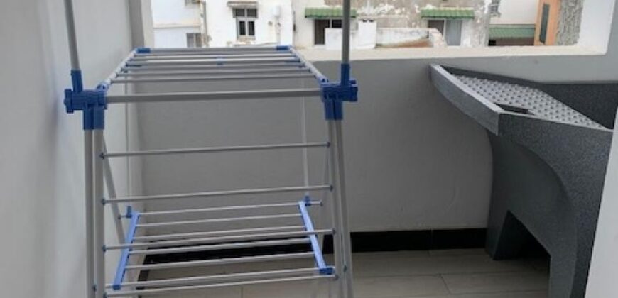 A louer un charmant appartement T4 meublé situé à Antsakaviro dans un quartier calme