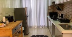 A louer un charmant appartement T4 meublé situé à Antsakaviro dans un quartier calme