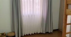 A louer un charmant appartement T4 meublé situé à Antsakaviro dans un quartier calme